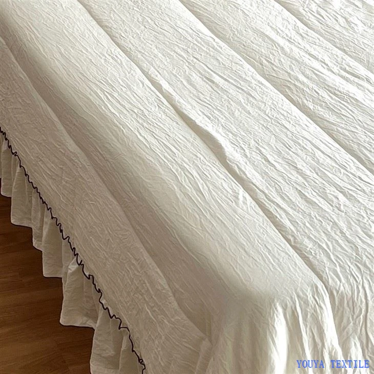 Lace Pleated Quilt